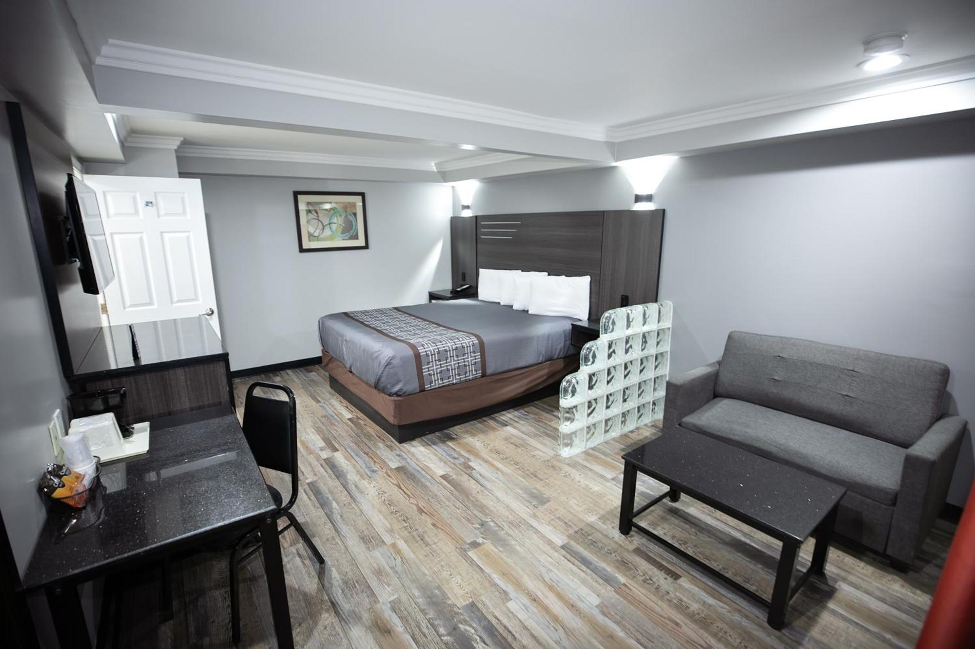 בלפלאוור Rodeway Inn & Suites מראה חיצוני תמונה